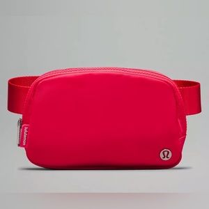 NWT LULULEMON EVERYWHERE BELT BAG 1L LIPGLOSS COLOR
